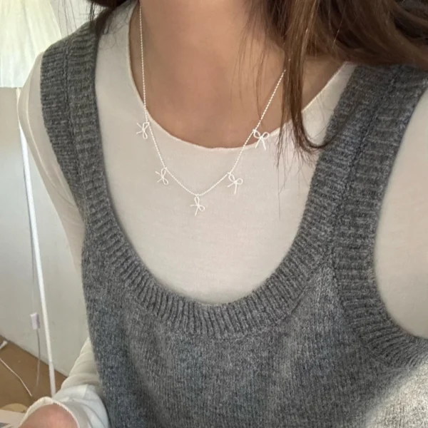 sg-11134201-7rdyi-lxmr7rn65pjea1.webp Korea Dongdaemun Bow Necklace Female